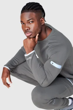 FWD Men's Double Knit Crew