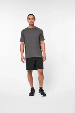 FWD Men's Woven Shorts - Active Clothing